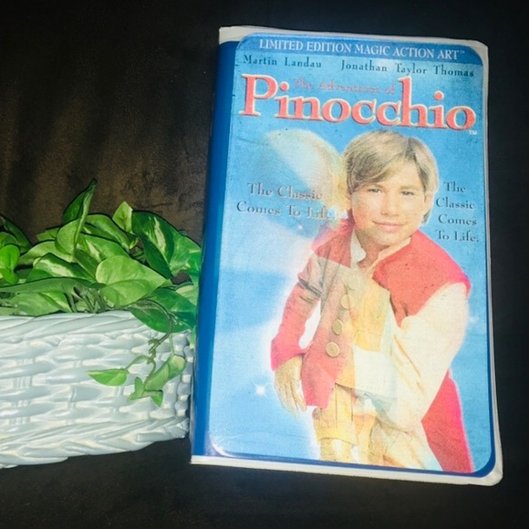 The Adventures Of Pinocchio VHS - Picture 1 of 4